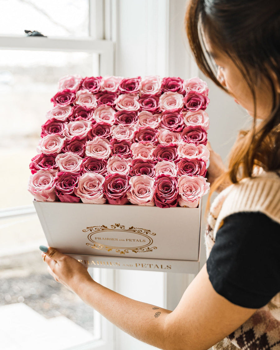 Timeless Elegance: Experience Luxury with Roses That Last a Year in Toronto
