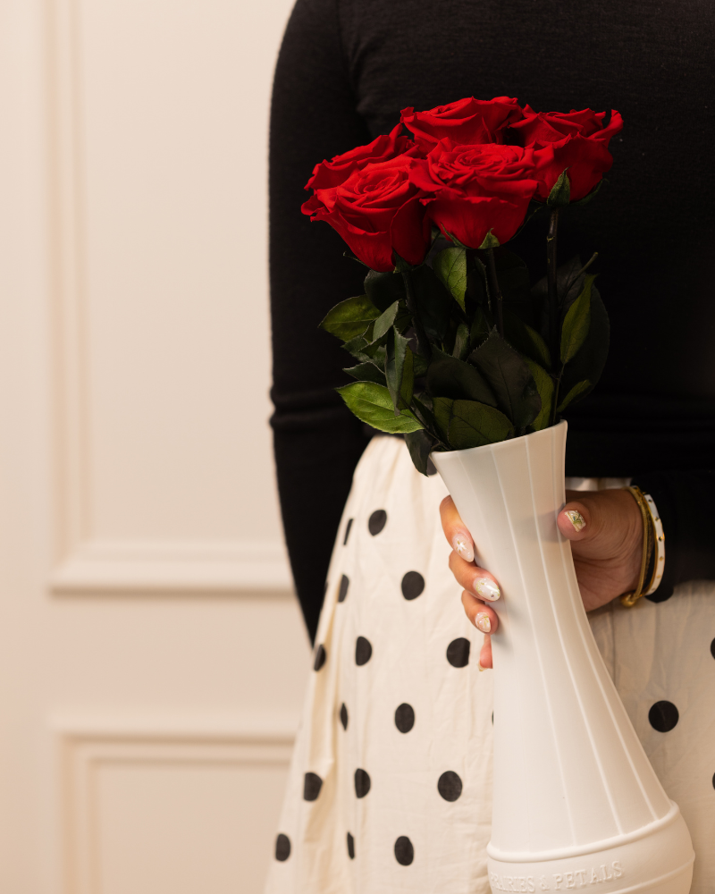 The Best Just Because Gift in Toronto: Luxury Preserved Roses That Last All Year