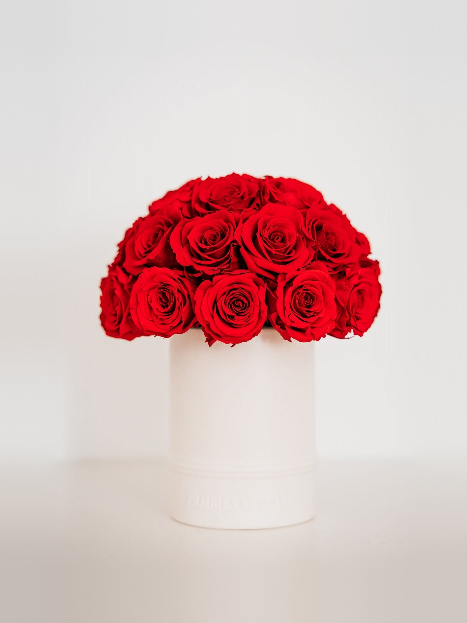 Red roses, Ceramic Fiorella by Prairies & Petals